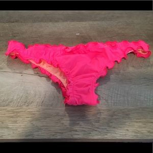NWOT ruffle itsy bikini bottom